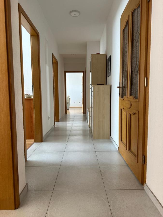 Spacious 3-Bedroom Condo Next To City Center Pristina Exterior photo